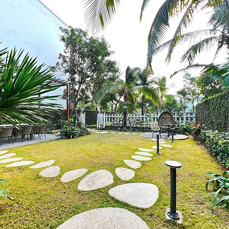 Hotel Oakwood Ha Long Esterno foto