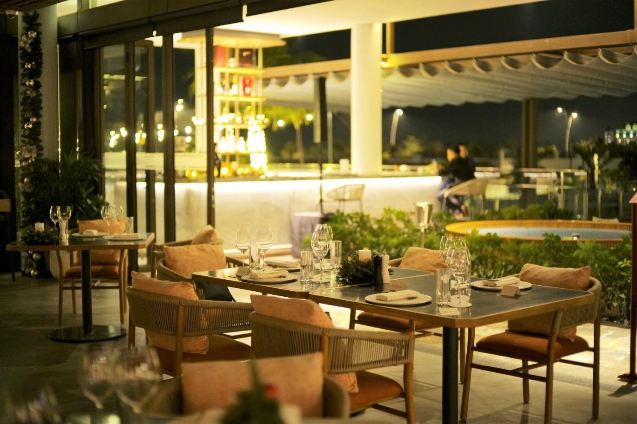 Hotel Oakwood Ha Long Esterno foto