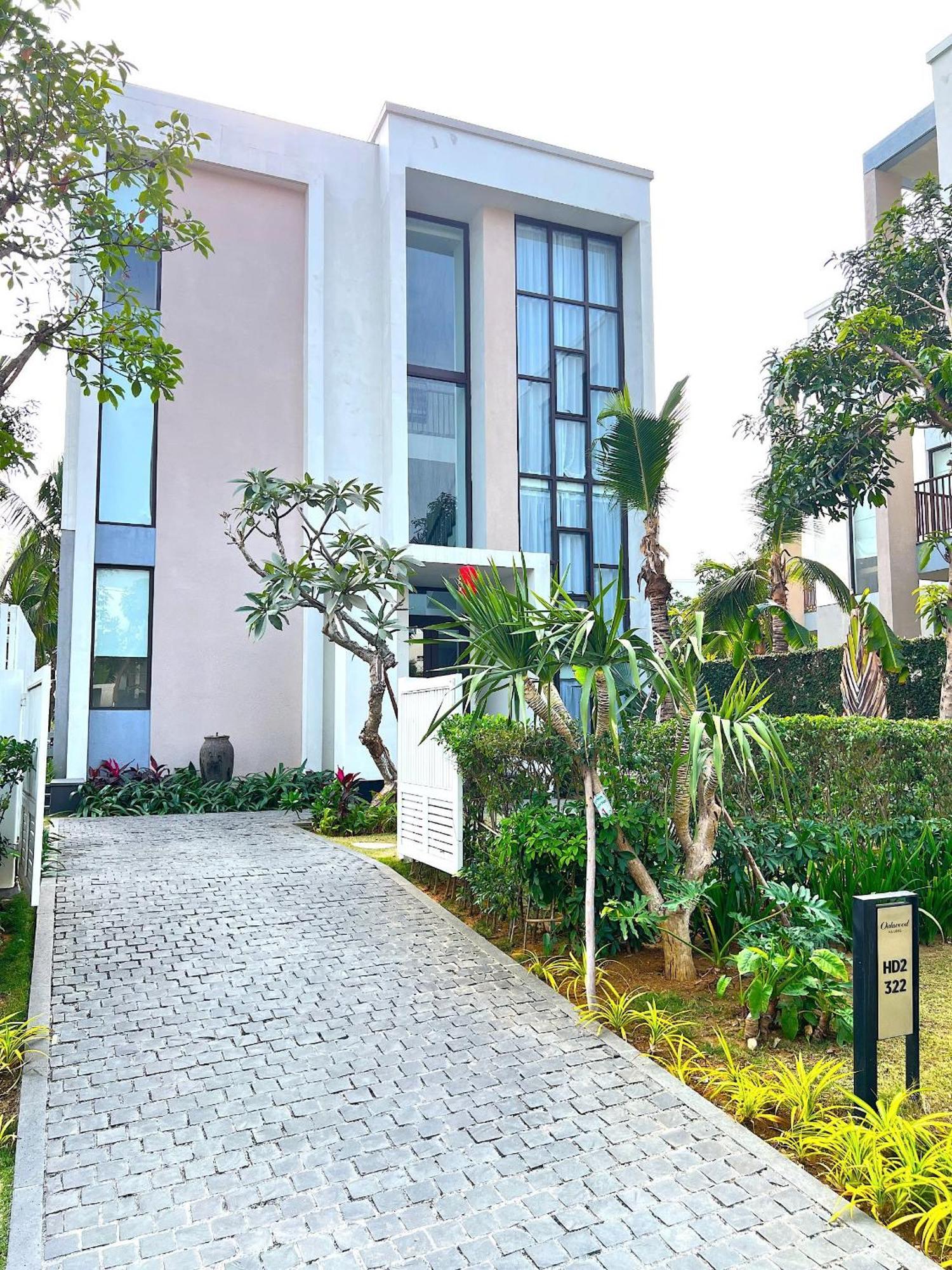 Hotel Oakwood Ha Long Esterno foto
